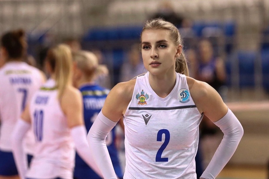 cầu thủ bóng chuyền Ekaterina Pipunyrova