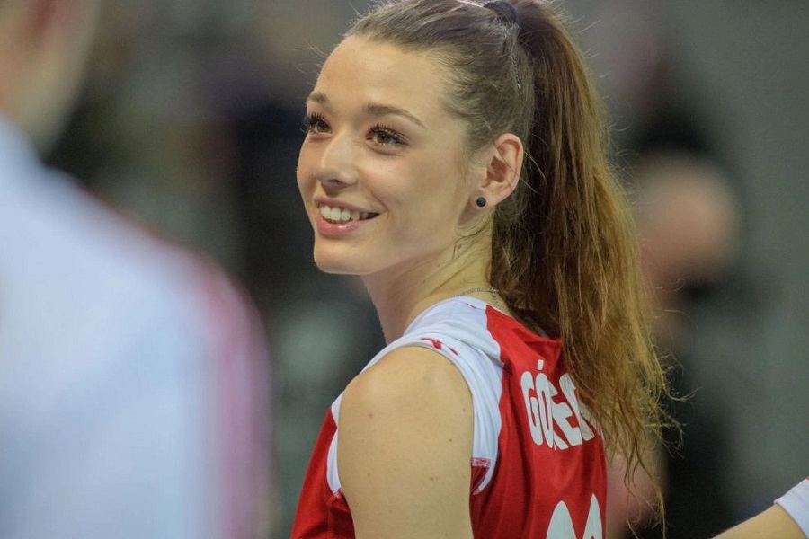 cầu thủ bóng chuyền Zuzanna Gorecka